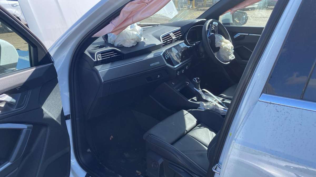 Audi Q3 for parts