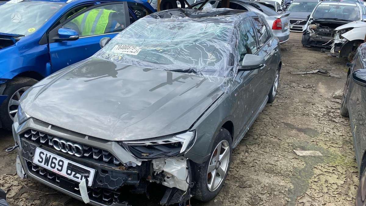 Audi A1 for parts