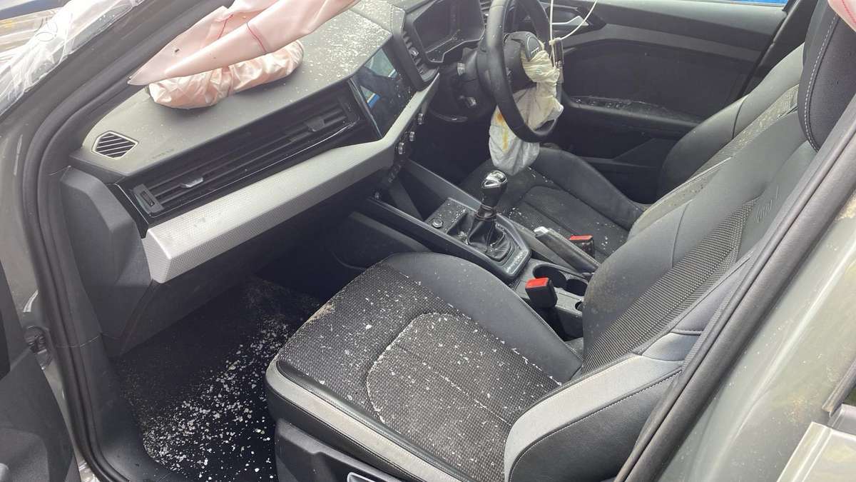 Audi A1 по частям