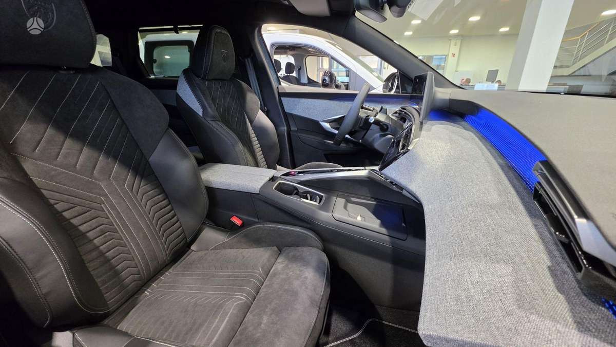 Peugeot 5008 - 10