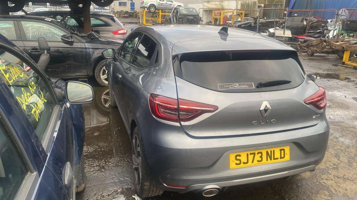 Renault Clio rezerves daļās