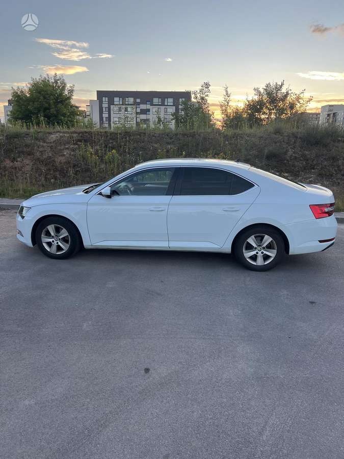 Skoda Superb, 2.0 l., Хэтчбек