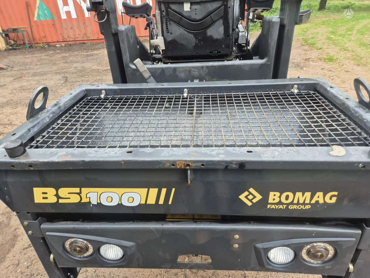Bomag BW 100 AD-5, vibro technika