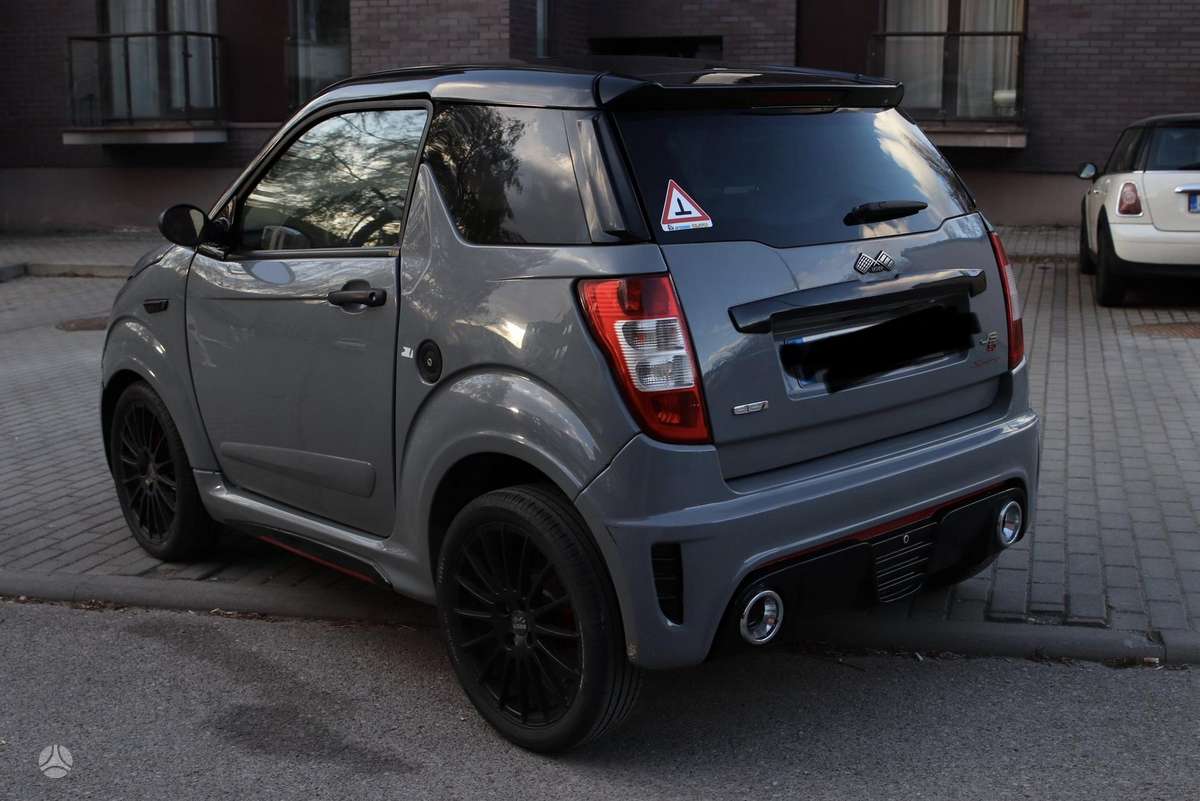 Ligier JS50, 0.5 l., hatchback