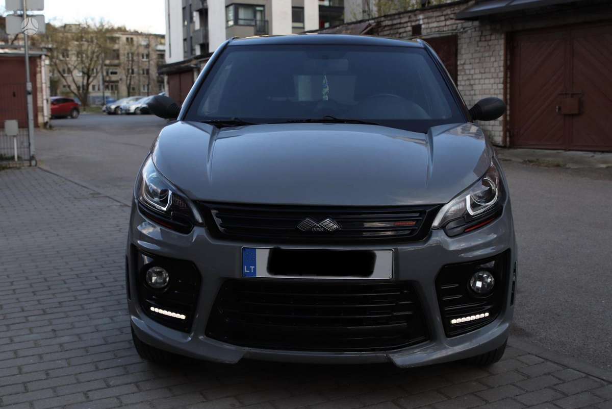 Ligier JS50, 0.5 l., hatchback
