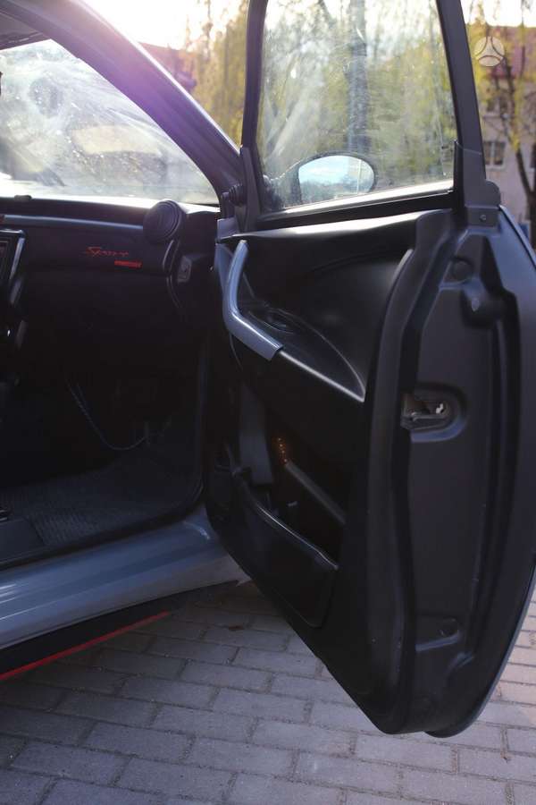 Ligier JS50, 0.5 l., hatchback