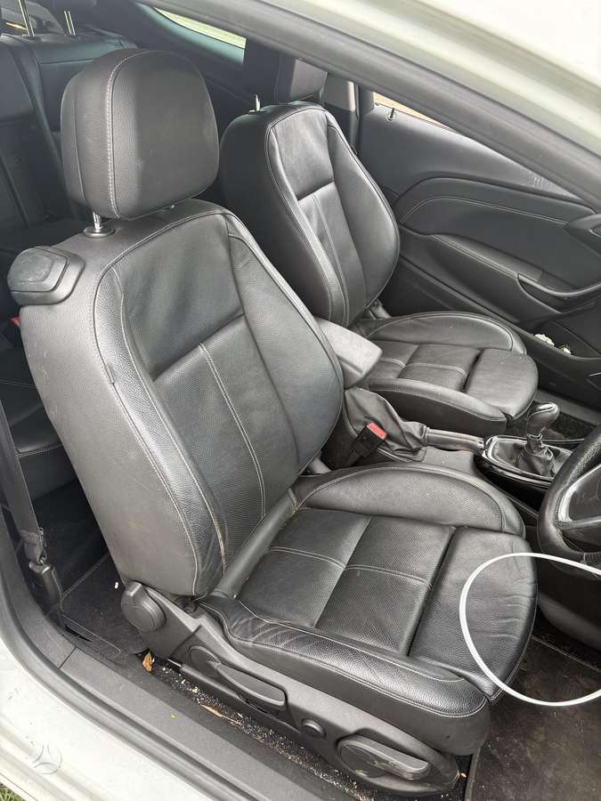 Opel Astra dalimis. Metalynas rrr