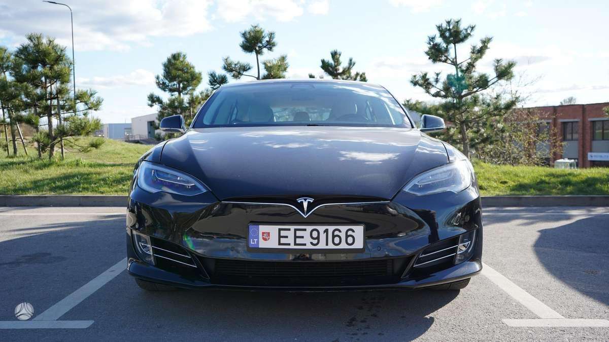 Tesla Model S, 75 kWh, hatchback