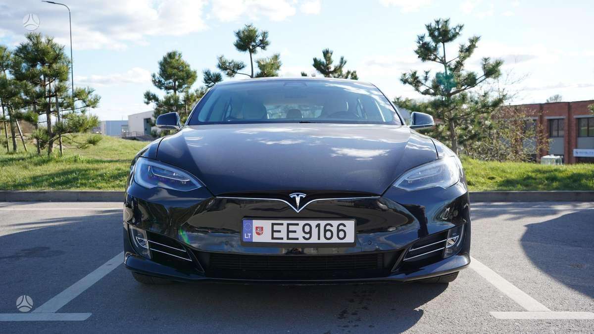 Tesla Model S, 75 kWh, hatchback