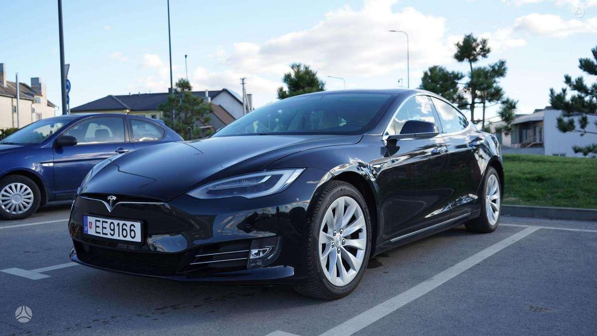Tesla Model S, 75 kWh, hatchback