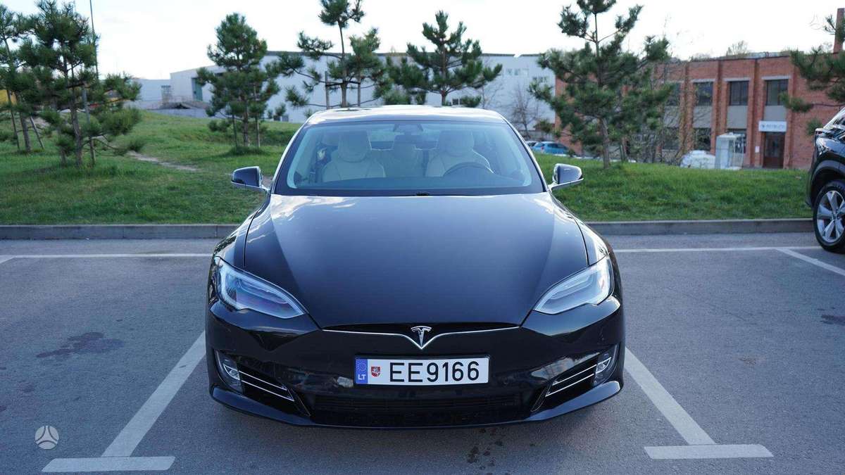 Tesla Model S, 75 kWh, hatchback