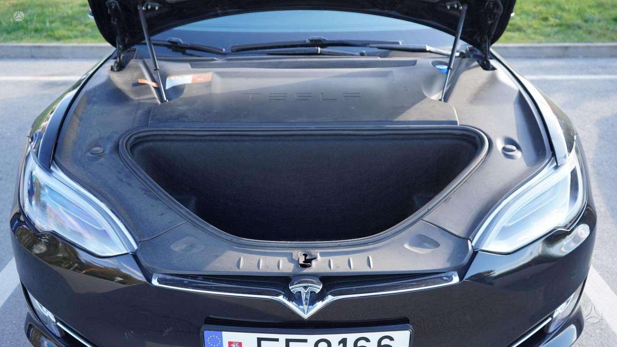 Tesla Model S, 75 kWh, hatchback