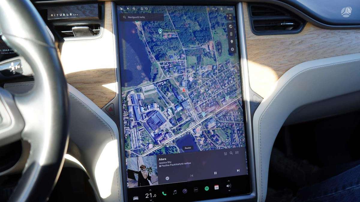 Tesla Model S, 75 kWh, hatchback