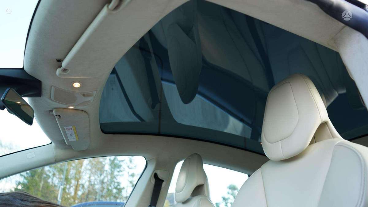 Tesla Model S, 75 kWh, hatchback