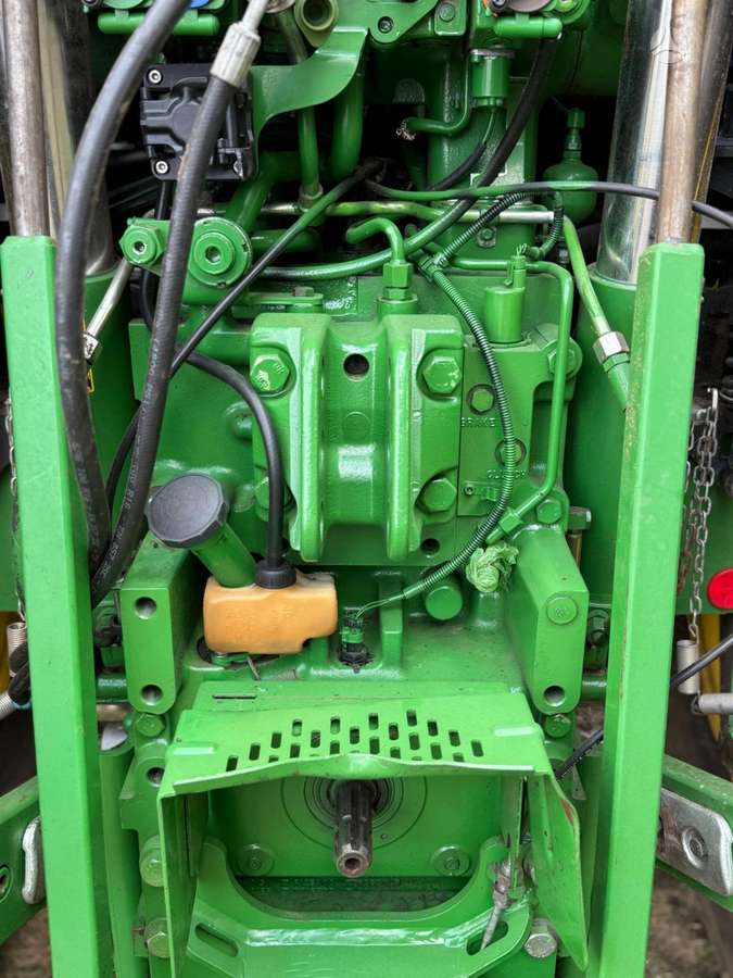 John Deere 6175M, тракторы