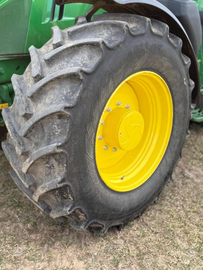John Deere 6175M, тракторы
