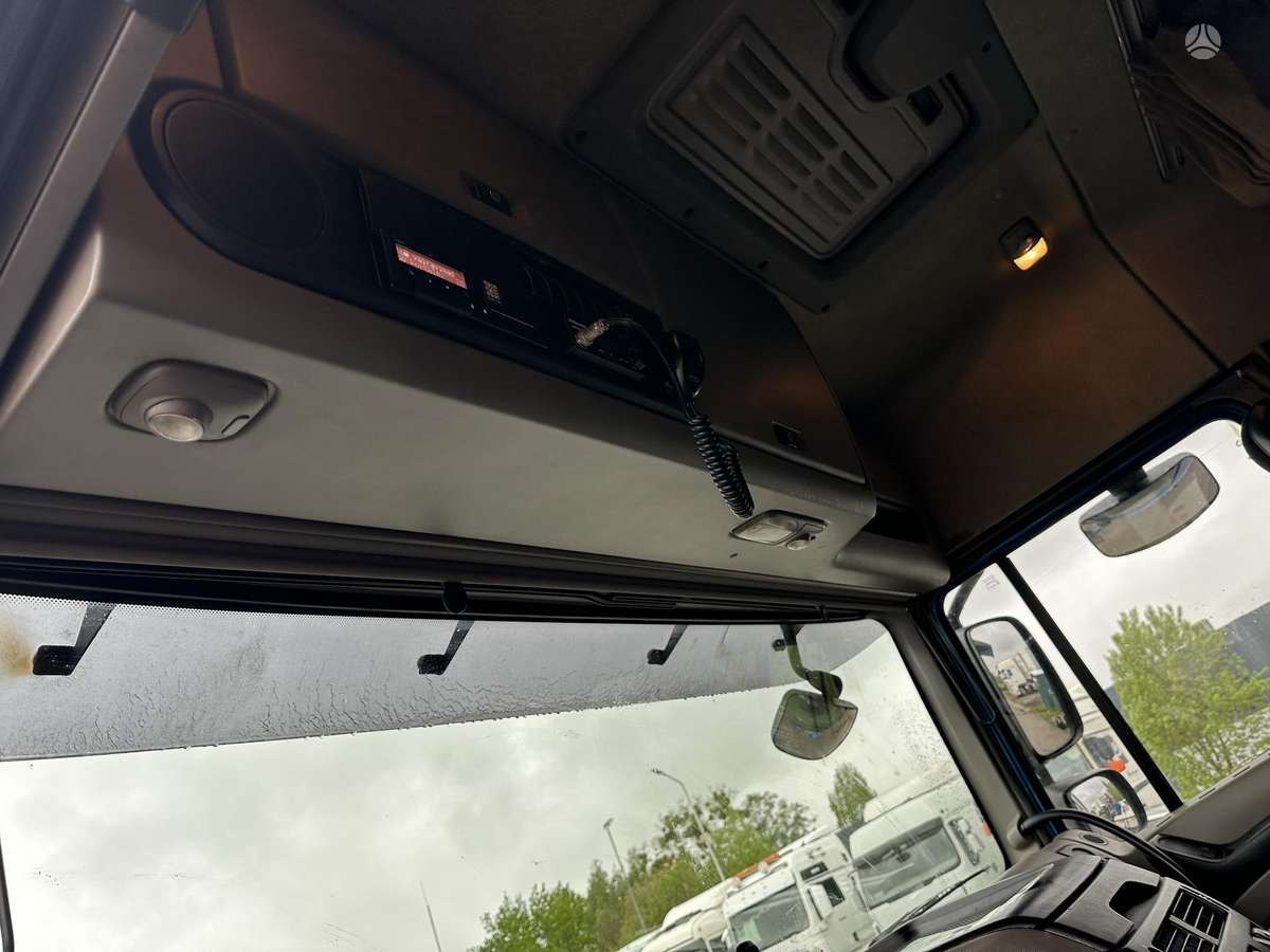 DAF XF 105.460 ATE VERY good retarder, double sleeper