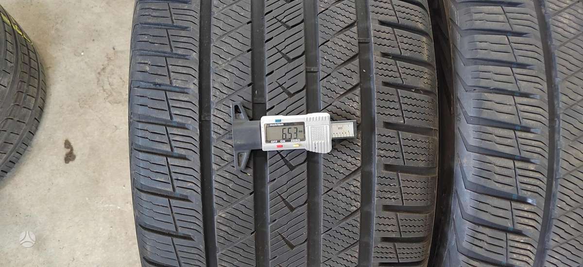 Vredestein Quatrac Pro, всесезонные 235/35 R19