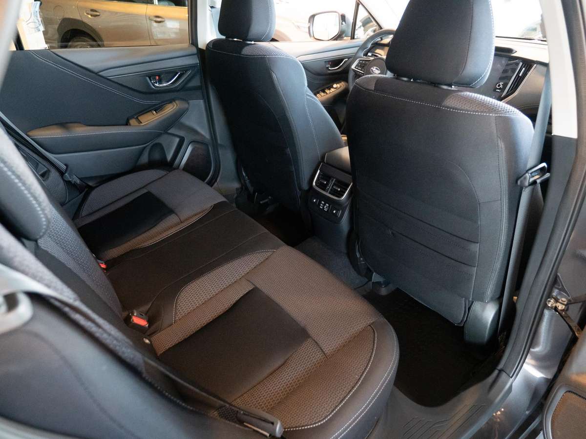 Subaru Outback, 2.5 l., Универсал