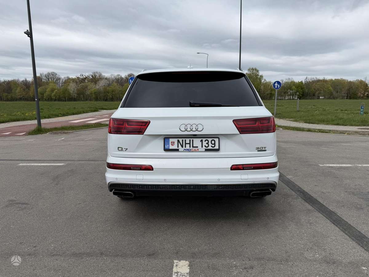 Audi Q7, 3.0 l., Внедорожник / Кроссовер