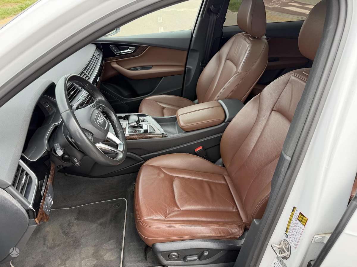 Audi Q7, 3.0 l., Внедорожник / Кроссовер