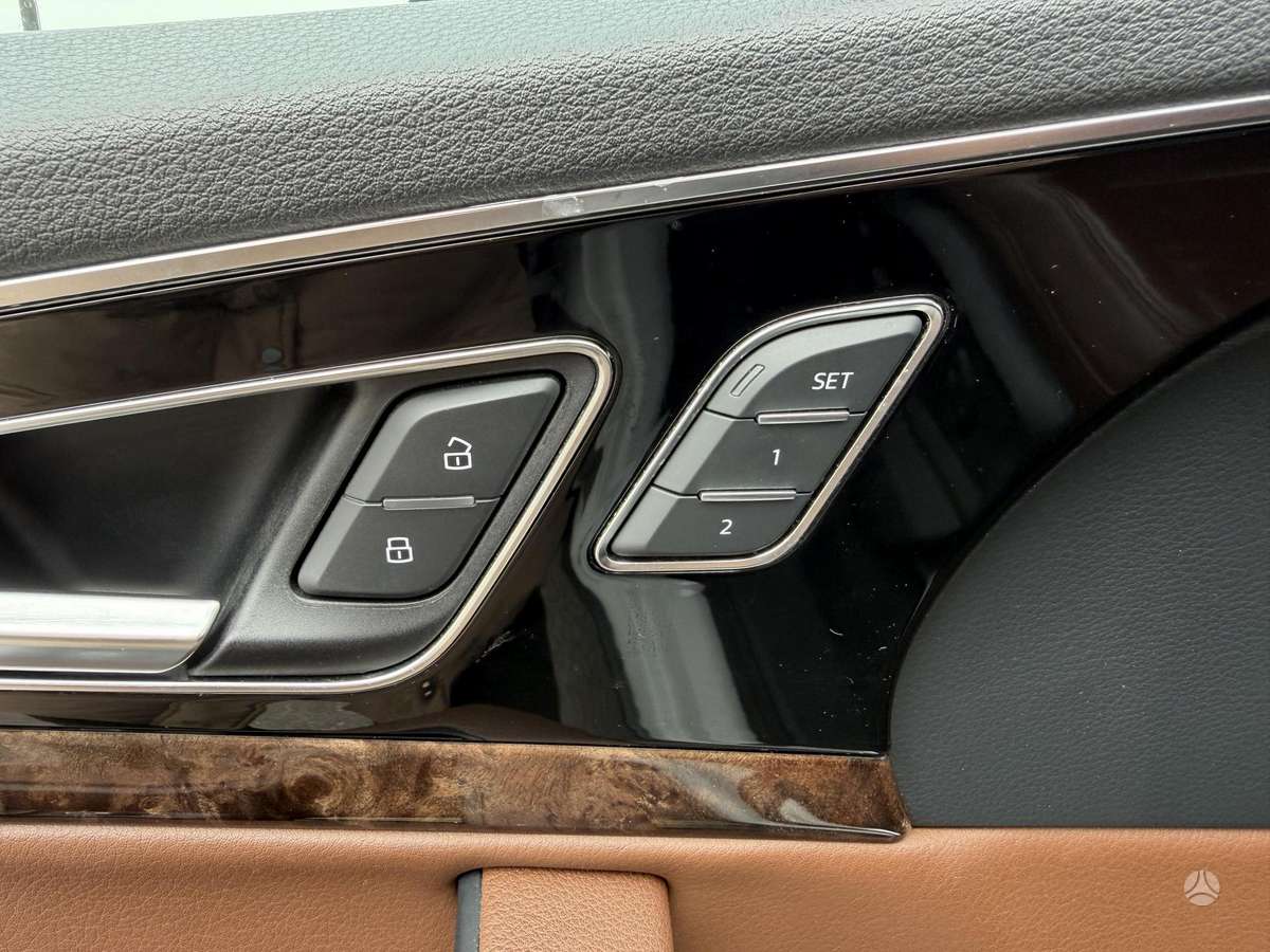 Audi Q7, 3.0 l., Внедорожник / Кроссовер