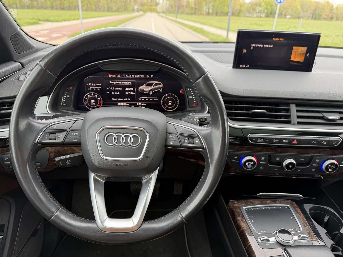 Audi Q7, 3.0 l., Внедорожник / Кроссовер