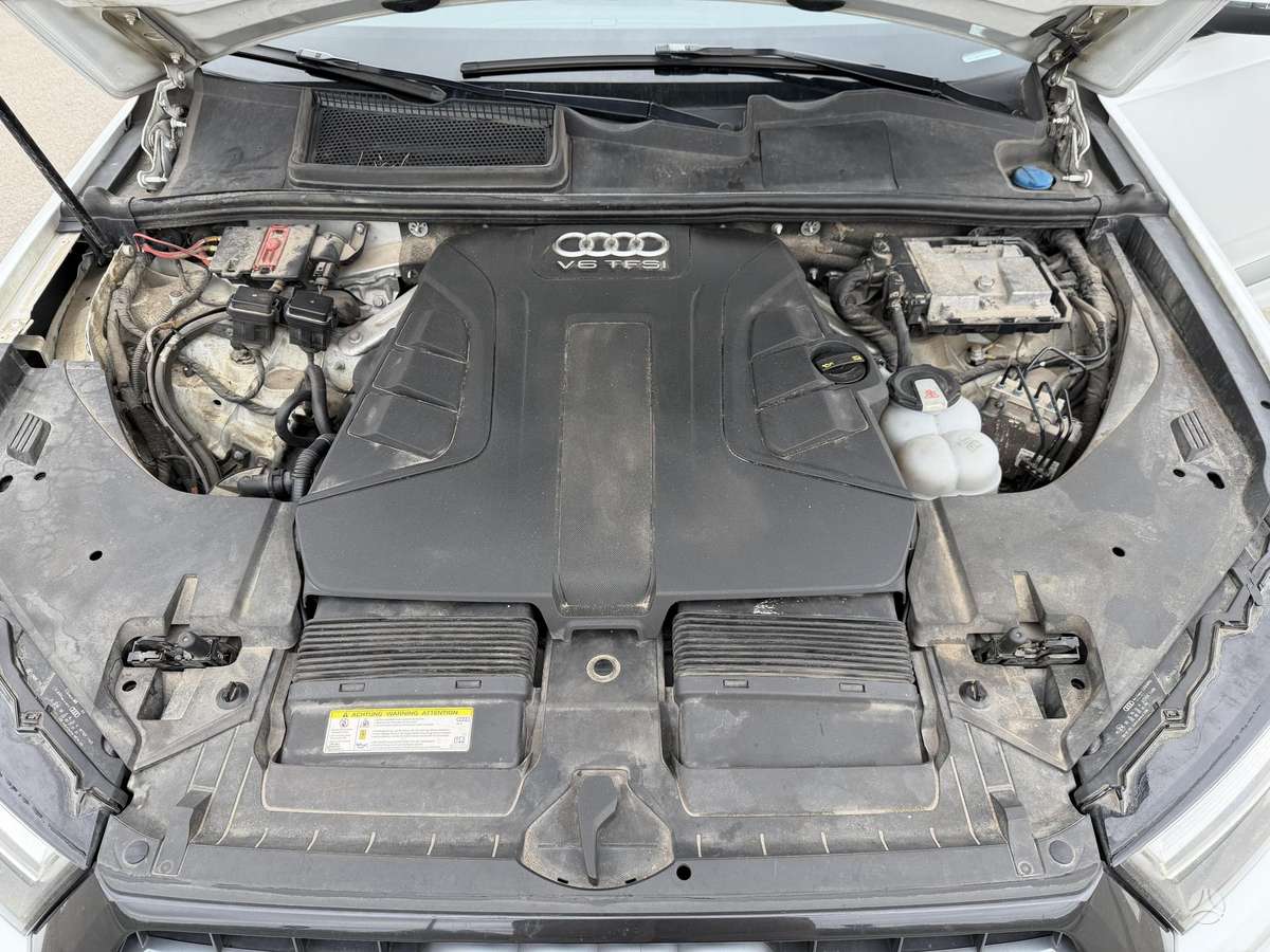 Audi Q7, 3.0 l., Внедорожник / Кроссовер