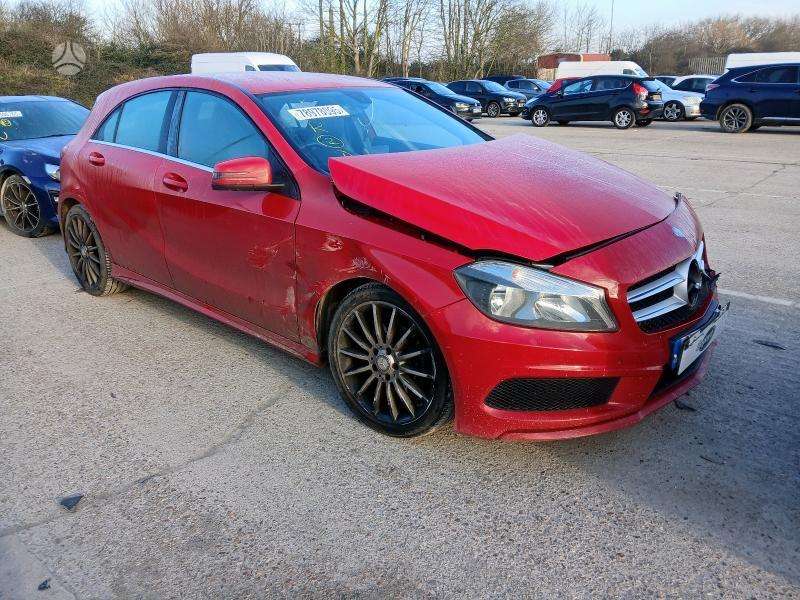 Mercedes-Benz A200