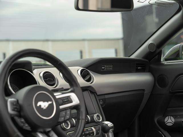 Ford Mustang, kabrioletas
