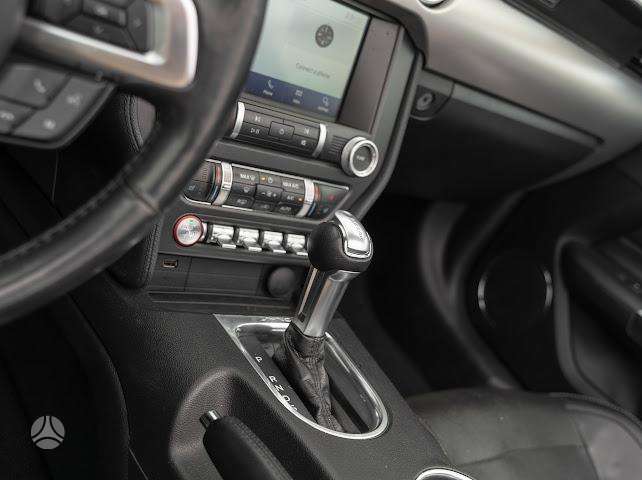 Ford Mustang, kabrioletas