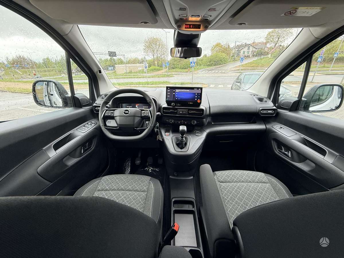 Opel Combo, 1.5 l., Минивэн