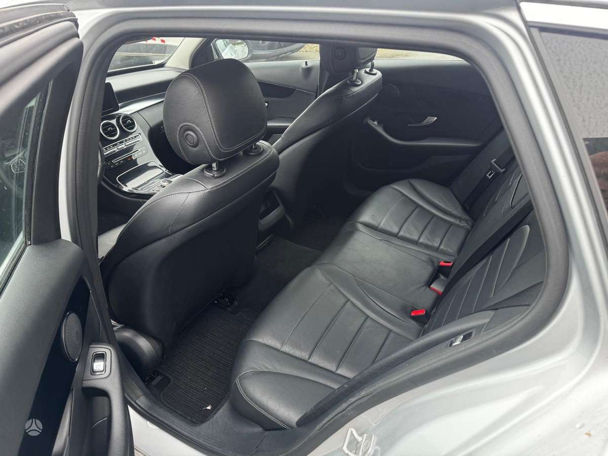 Mercedes-Benz C250