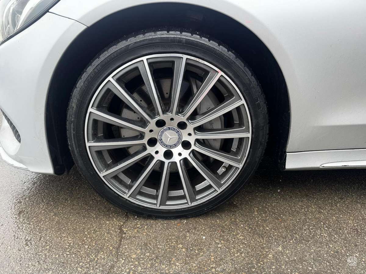 Mercedes-Benz C250