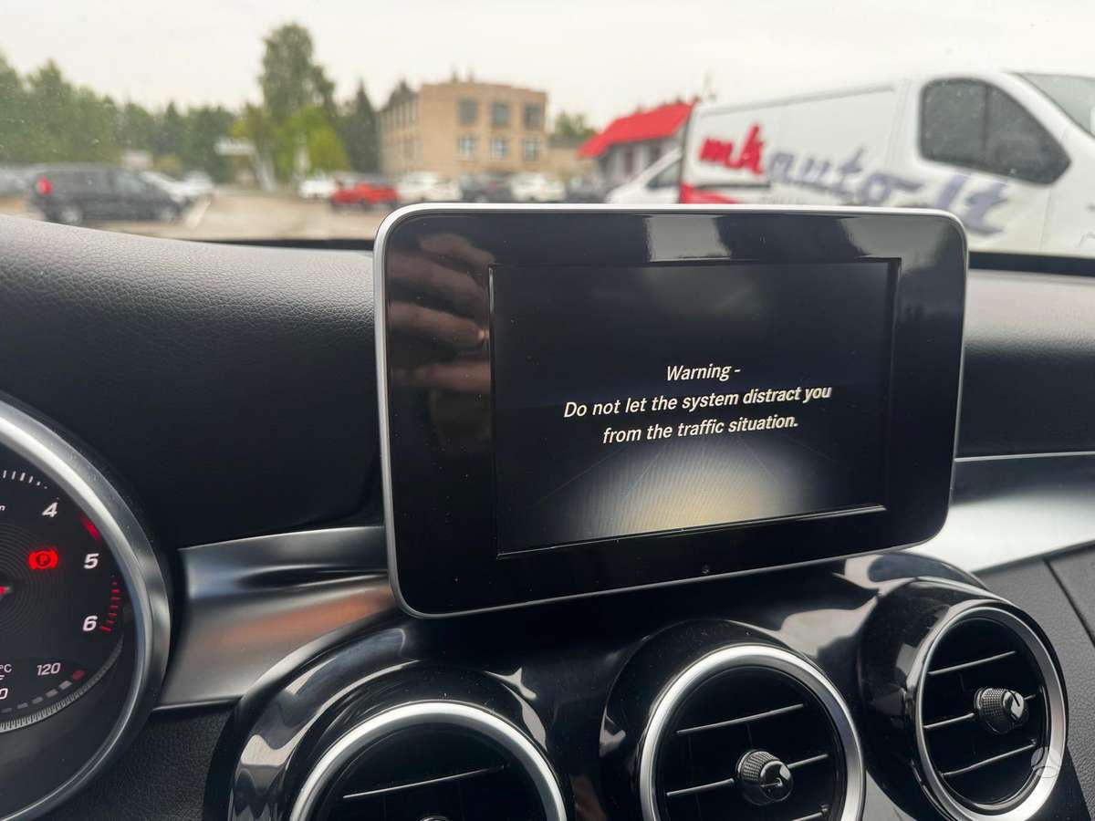 Mercedes-Benz C250