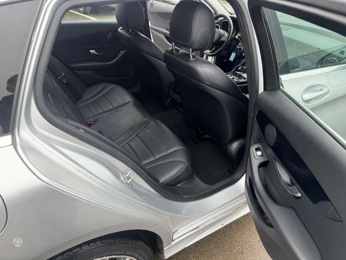 Mercedes-Benz C250