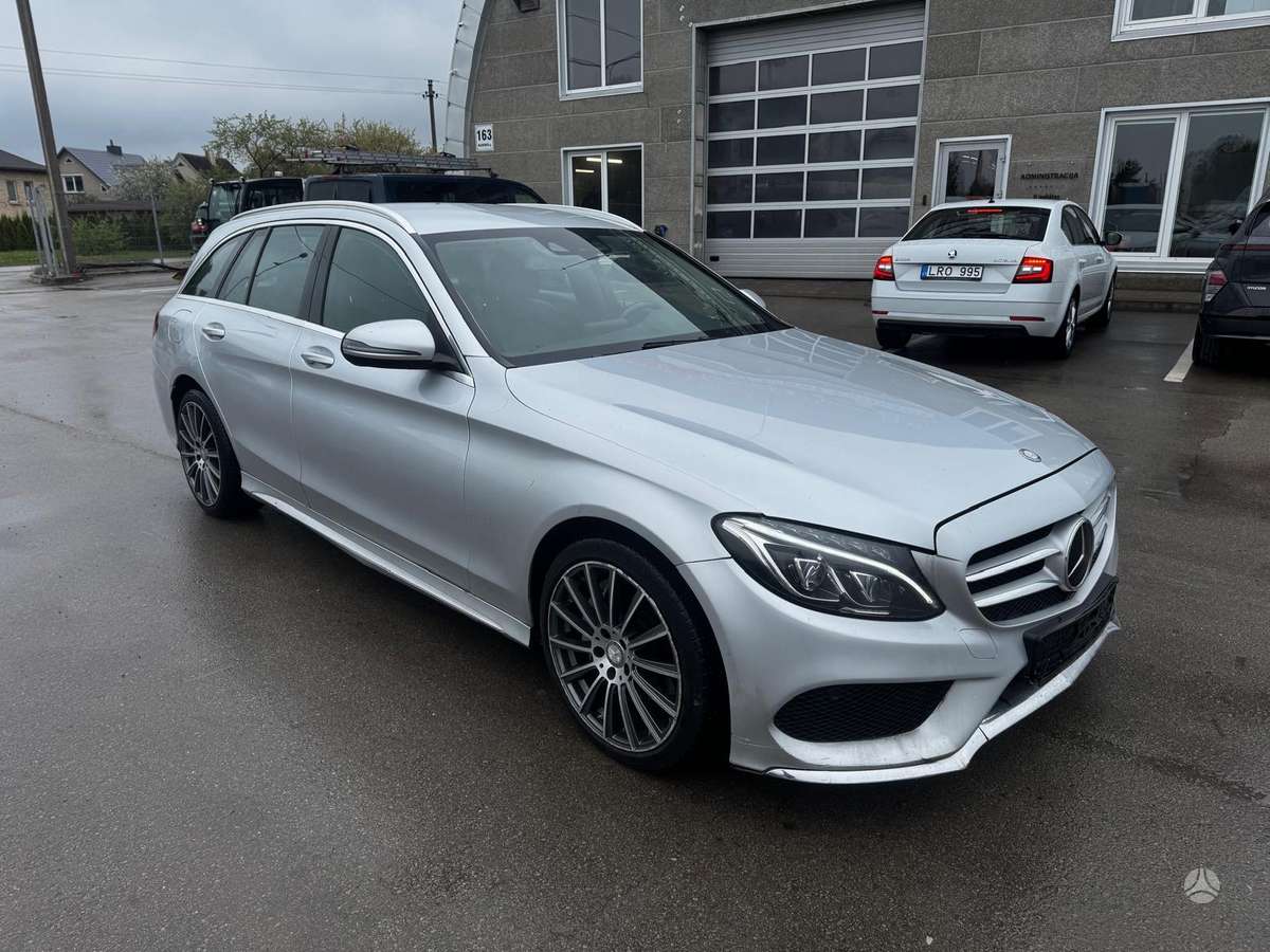 Mercedes-Benz C250