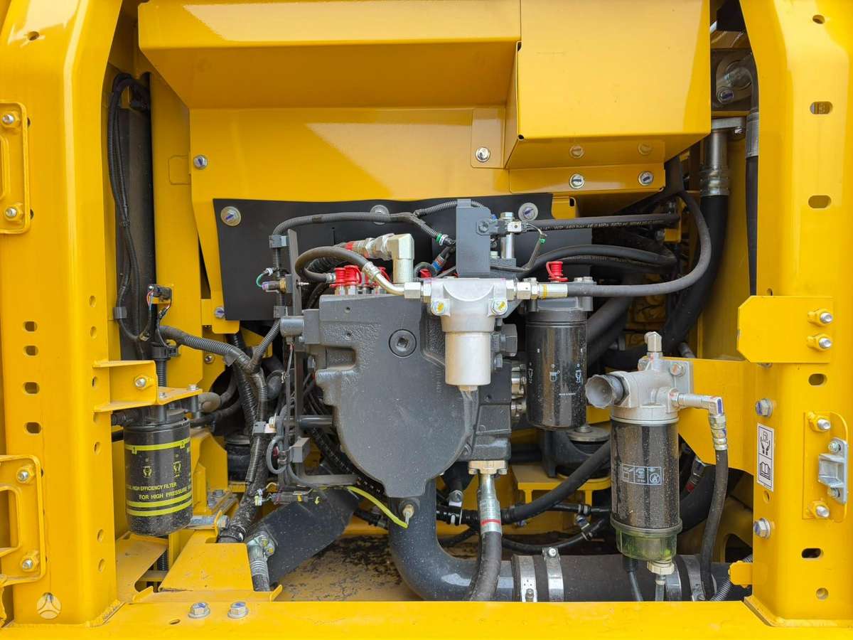 Komatsu PC 210 LC-11 E0 LONGREACH 16 M, экскаваторы