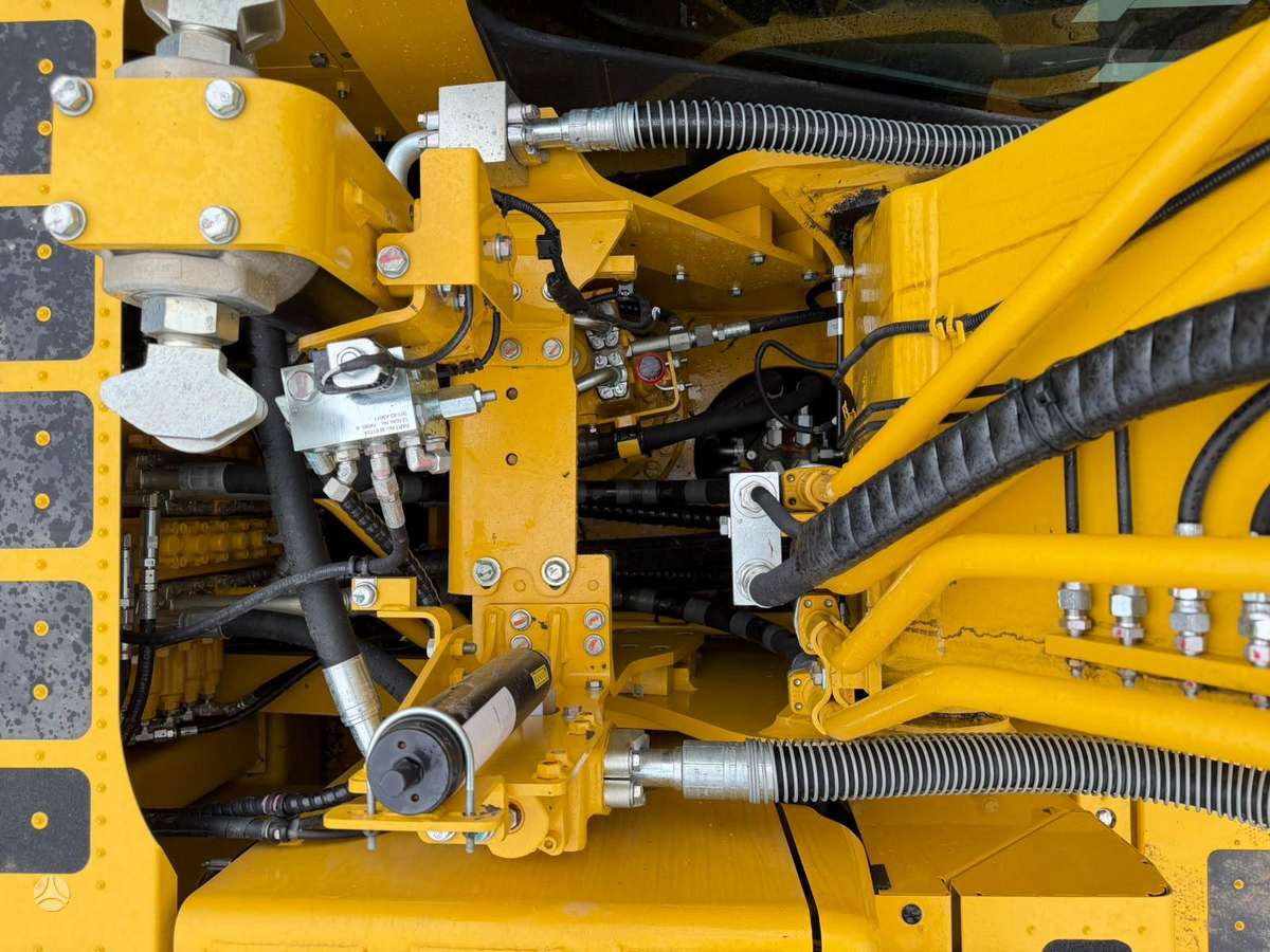 Komatsu PC 210 LC-11 E0 LONGREACH 16 M, экскаваторы