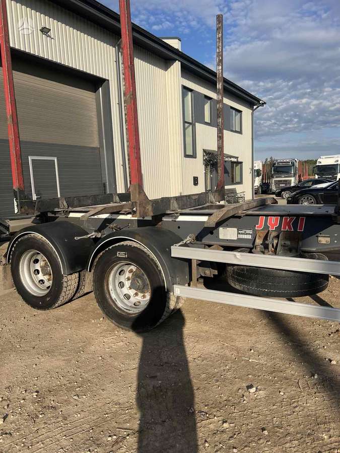 JYKI V31, timber