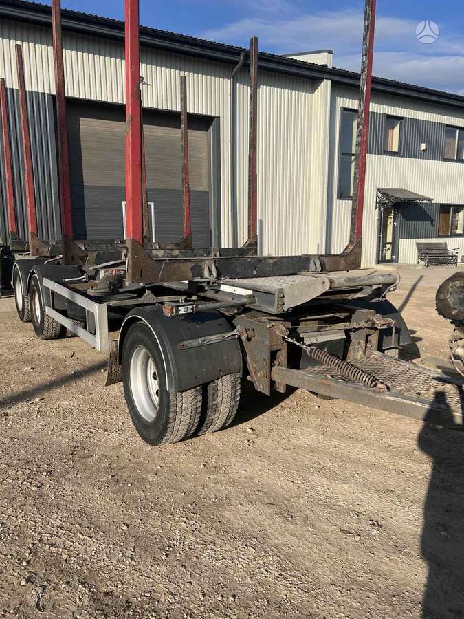JYKI V31, timber