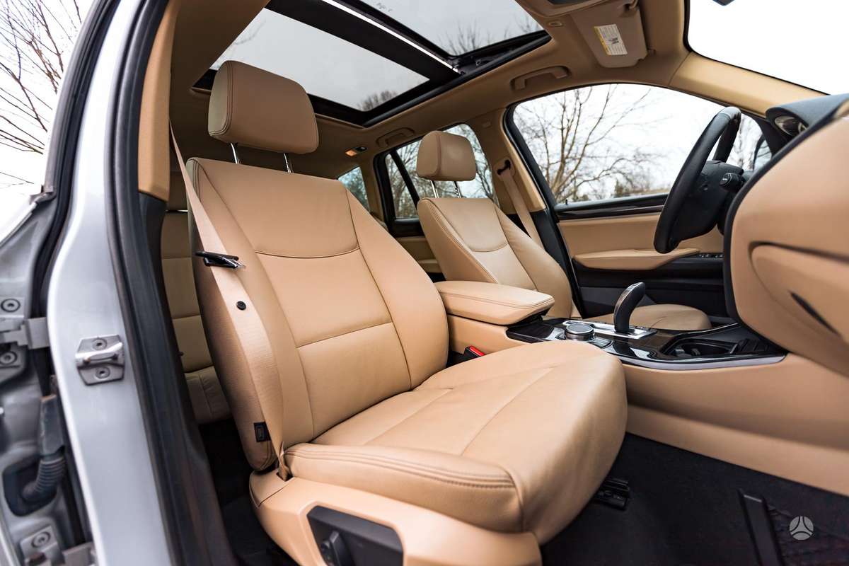BMW X3, 2.0 l., off-road / crossover