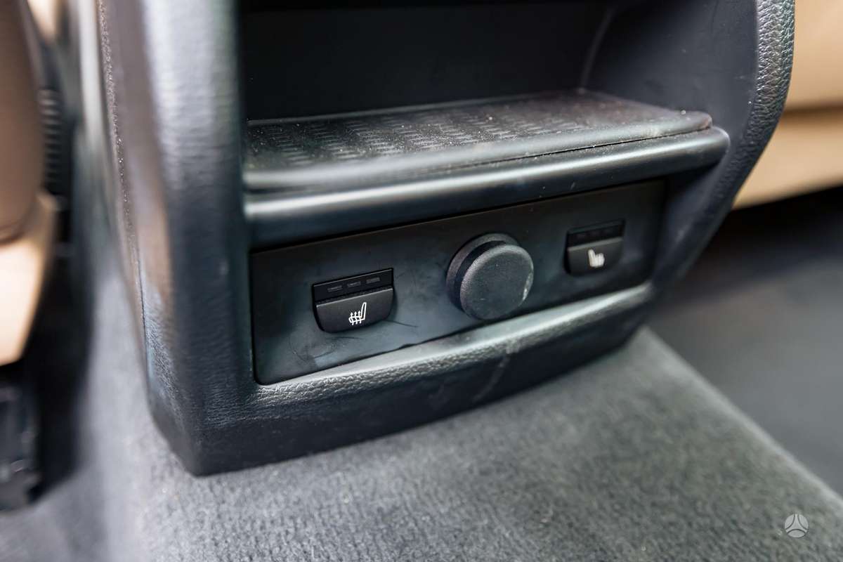 BMW X3, 2.0 l., off-road / crossover