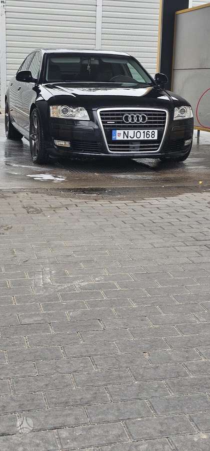 Audi A8, 4.1 l., Седан