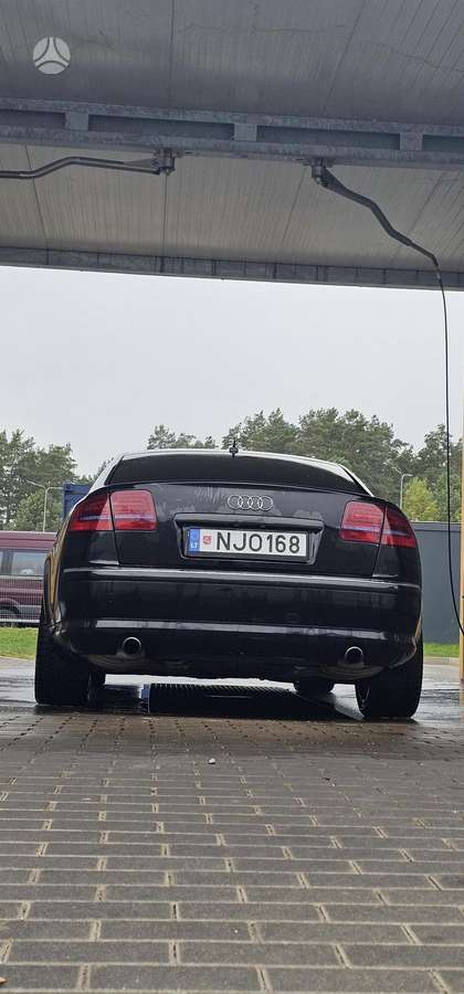 Audi A8, 4.1 l., Седан