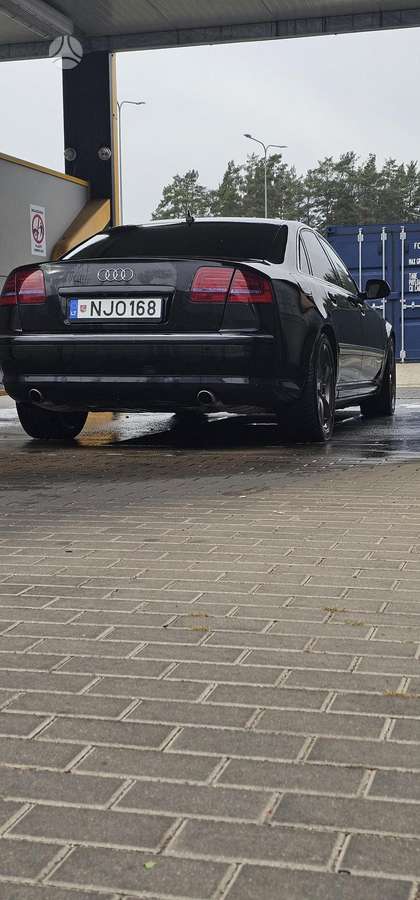 Audi A8, 4.1 l., Седан