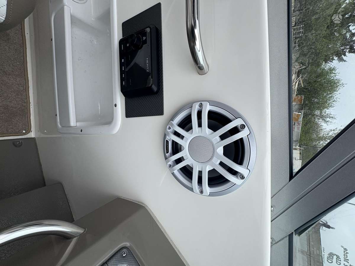 Rinker 262 captiva Rinker 262 captiva, yachts / cruisers