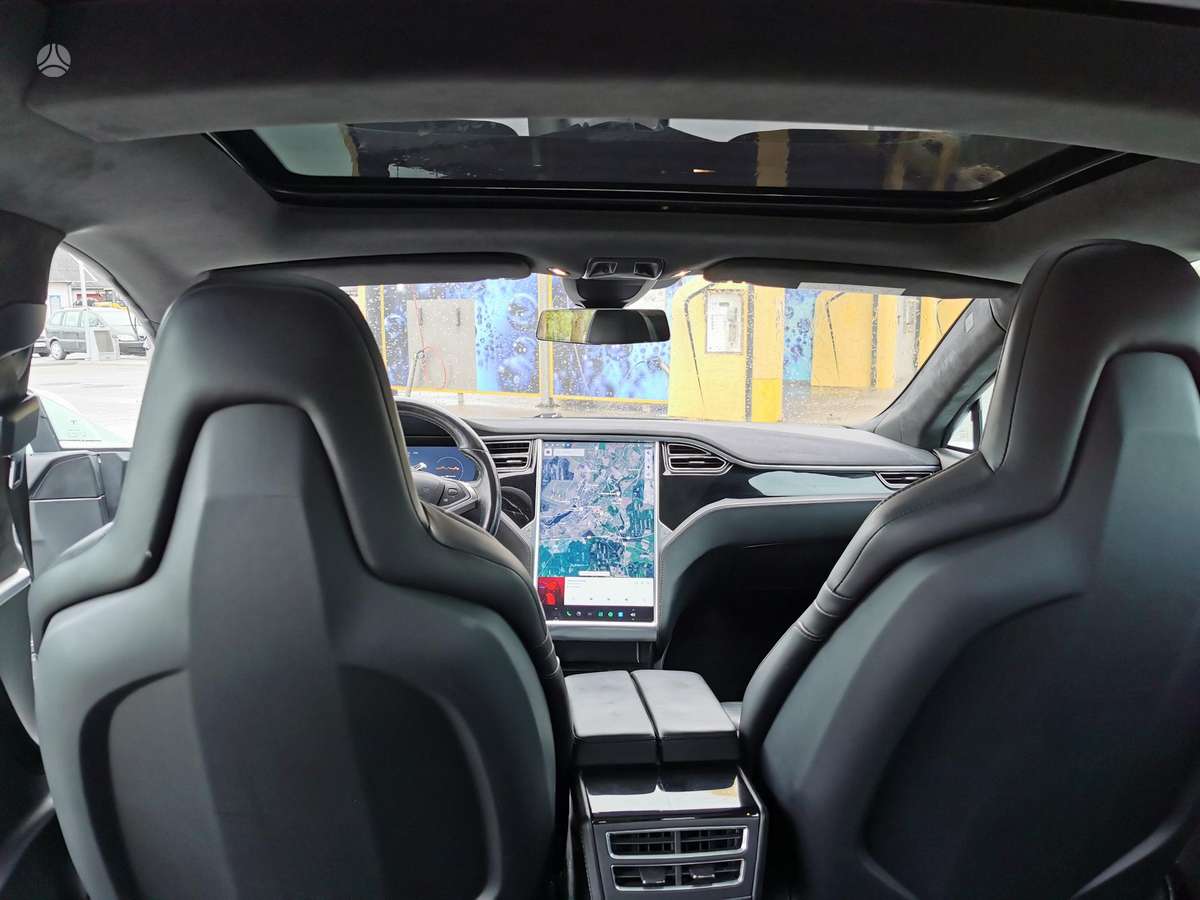 Tesla Model S, 90 kWh, hečbekas