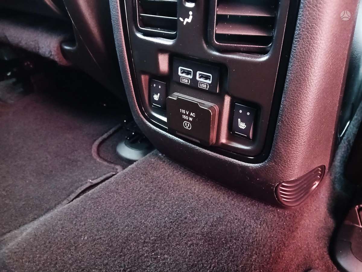 Dodge Durango, 3.6 l., off-road / crossover