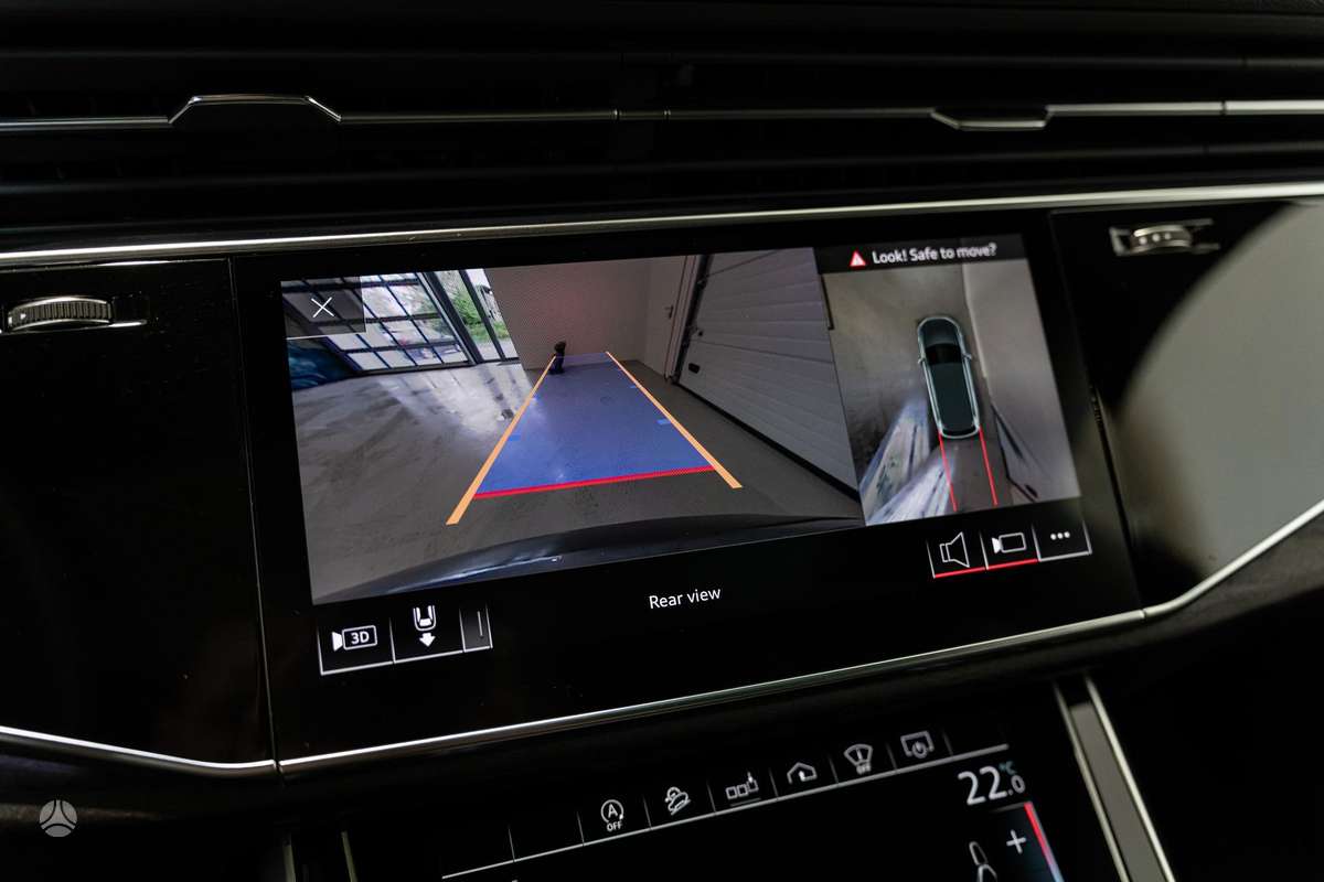 Audi Q7, 3.0 l., Минивэн
